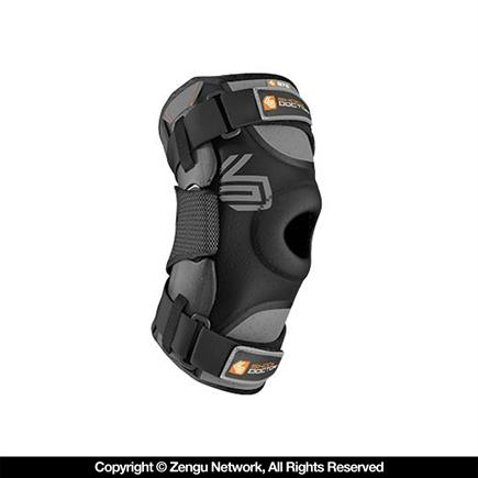 Shock Doctor Ultra Knee Support with Bilateral Hinges